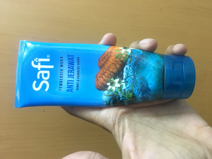 Pencuci Muka Safi Sesuai Untuk Hilangkan Jerawat Reviews Soulusi Com