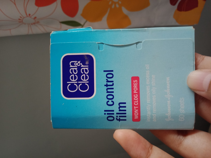 Clean Clear Oil Control Film Sesuai Untuk Kulit Berminyak Reviews Soulusi Com