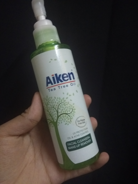 aiken tea tree oil facial cleanser review