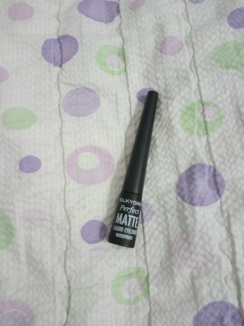 silkygirl perfect matte liquid eyeliner