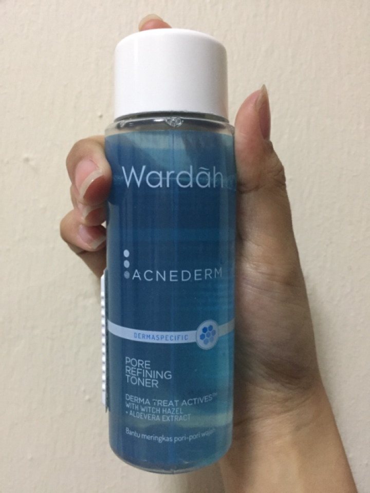 acnederm toner
